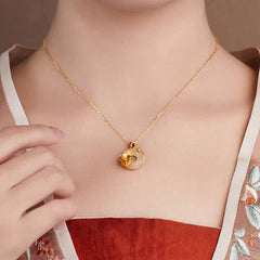 Natural 925 Sterling Silver White Chalcedony Peace Buckle Butterfly Necklace Pendant