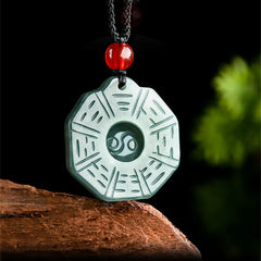 Renbeads Natural Jade FengShui Bagua Yin Yang Prosperity Necklace Pendant