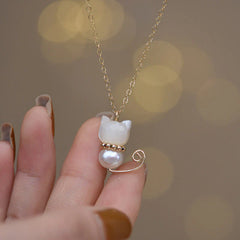 14K Gold Plated Pearl Jade Shell Lucky Cat Necklace Pendant