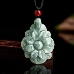 Natural Jade Kalanchoe blossfeldiana Flower Pattern Luck Necklace Pendant