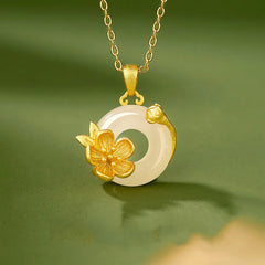 Chalcedony 925 Sterling Silver Peace Buckle Flower Necklace Pendant